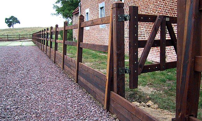 Wooden gates - Enclosures & Gates